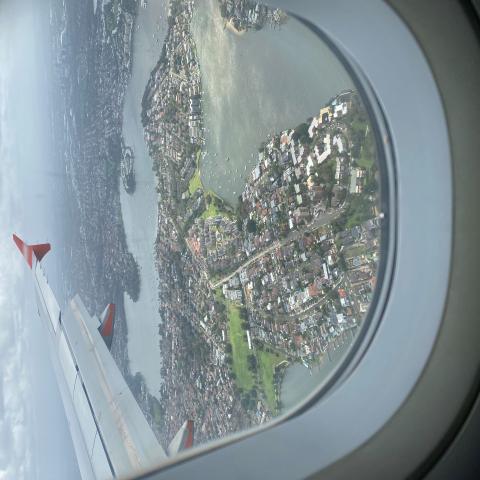 Flying into Sydney 